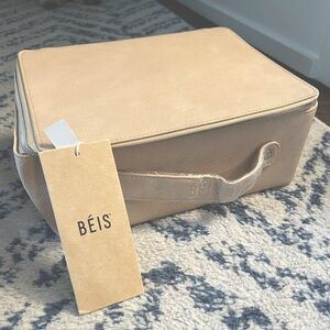 Beis The Cosmetic Bag